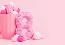 185+ Beautiful March 8 messages and greeting cards for your girlfriend