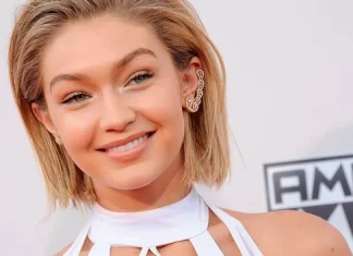 Bob-Carre haircut (short, medium hair) with Beautiful Examples, Photo and description