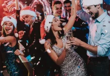 Christian Christmas and New Year Greetings (+ in English, French, German)