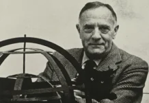 Edwin Powell Hubble – Biography and Career (1889-1953)