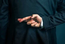 Famous maxims and quotes about lying and liars