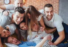 Happy Birthday Messages for Friends via SMS, Instagram, Facebook or Twitter