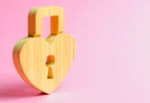 How to tell if a boy likes you: 20 signs that he secretly loves you