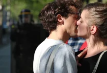 Short love messages for HIM and HER