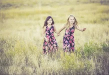 The most beautiful and famous quotes about sisters