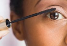 The Best Clean Mascaras That Will Lift and Lengthen Your Lashes