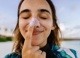 Natural Sunscreens to Add to Your Beach Bag